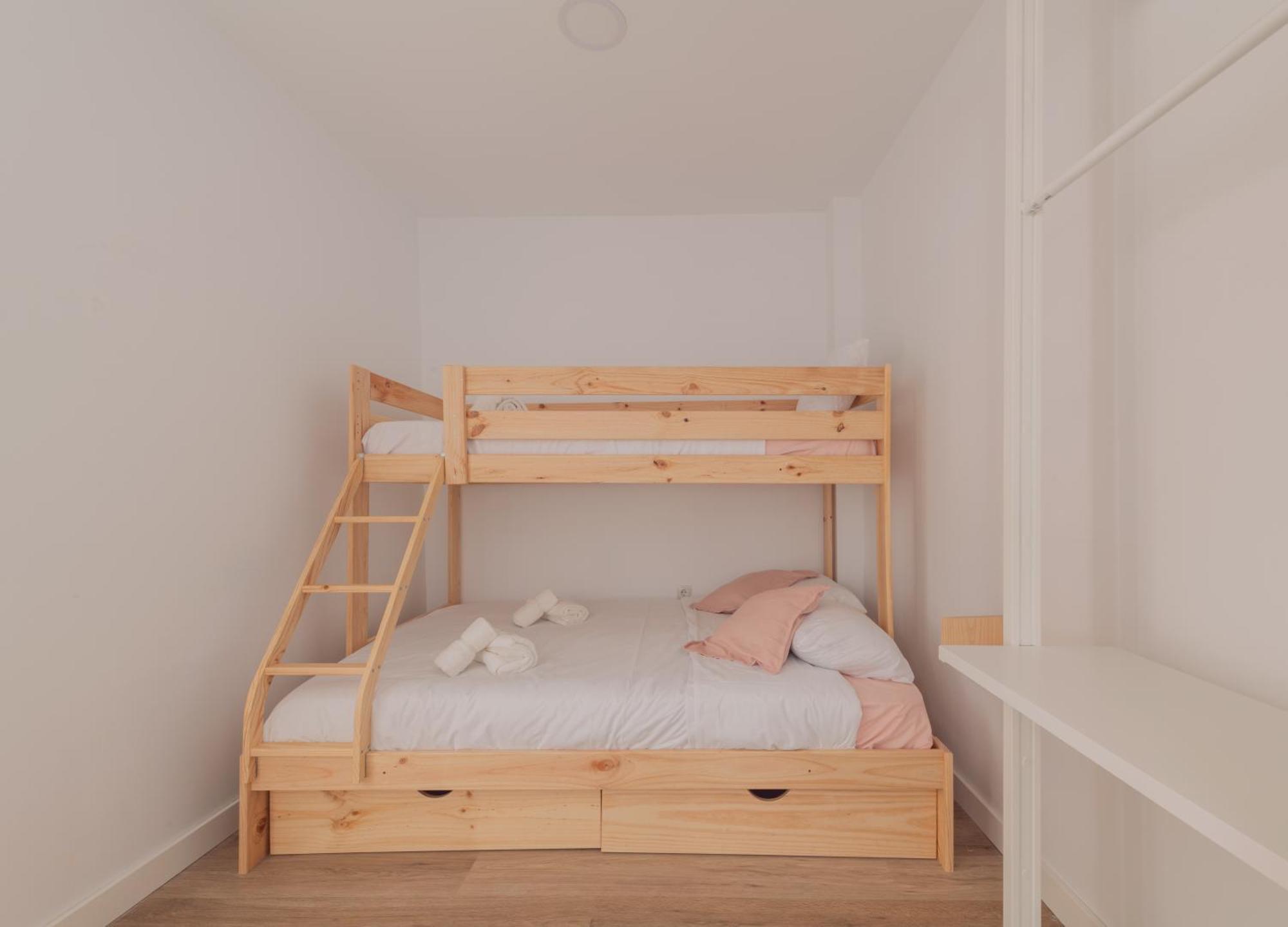 Wood 6 Apartment Madrid